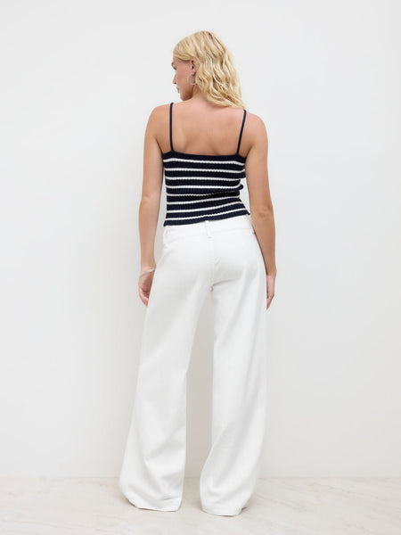 Luvia — Wide-Leg Sculpting Denim 👖✨