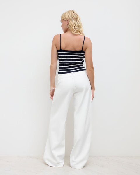 Luvia — Wide-Leg Sculpting Denim 👖✨