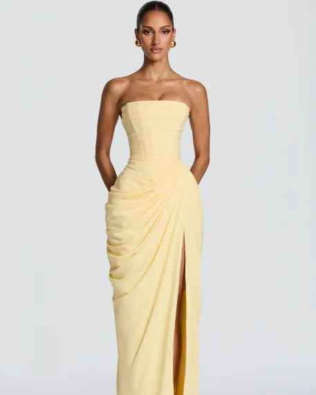 Luvia — Das Kaiserin-Kleid 🕊️