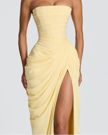 Luvia — Das Kaiserin-Kleid 🕊️